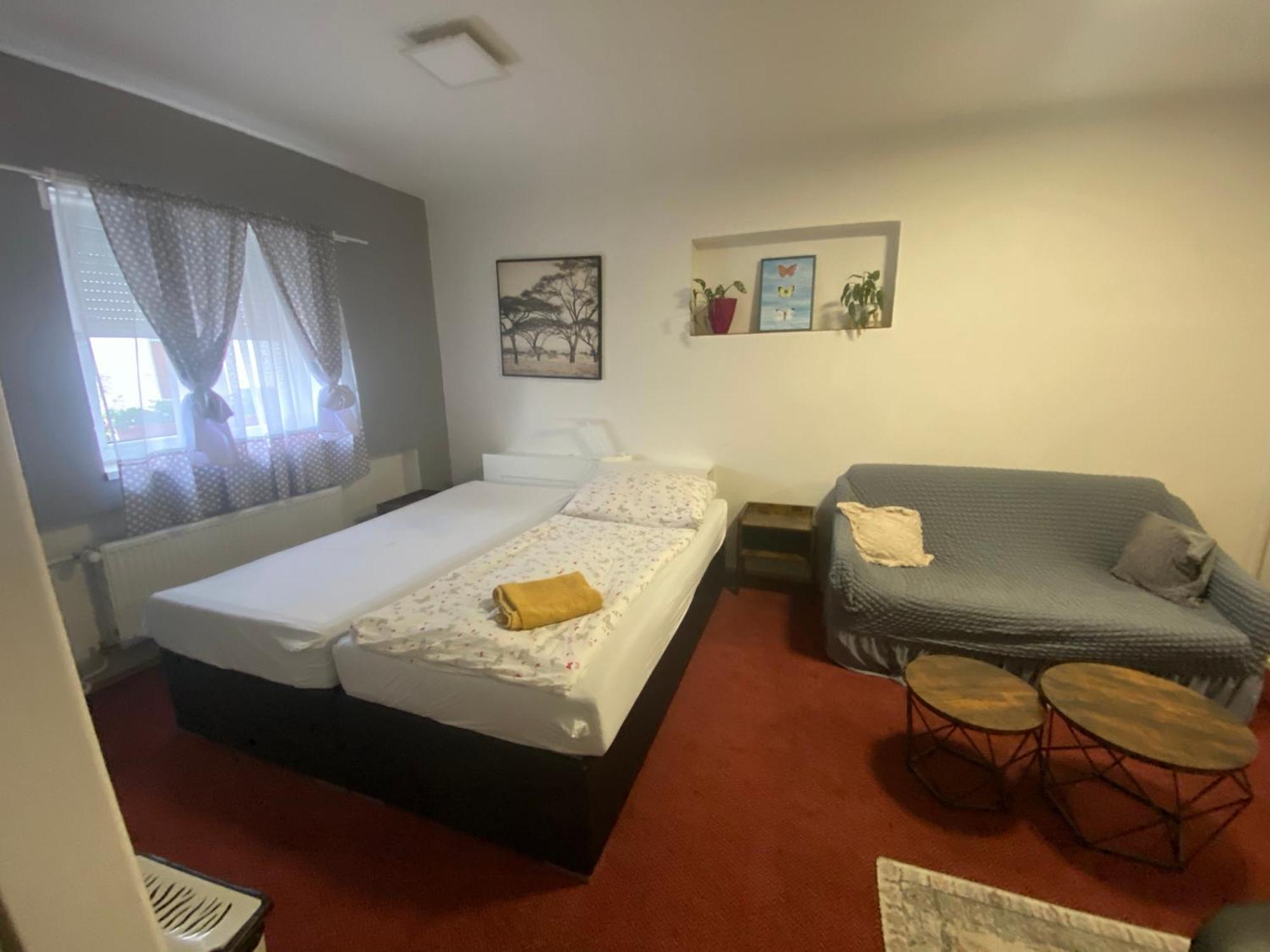 Homestay U Hanky Zdiby 외부 사진